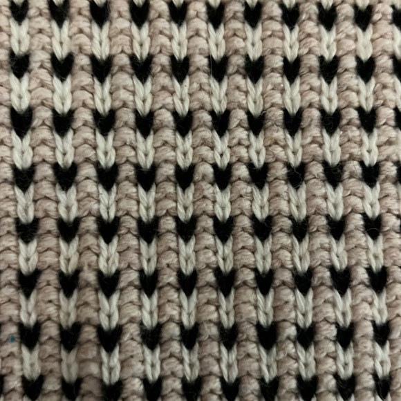 Banana Republic black white and tan sweater - Picture 2 of 4